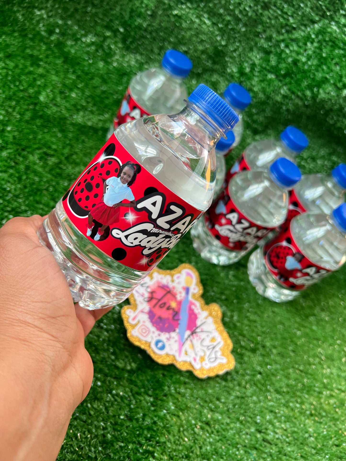 12 Custom water bottles